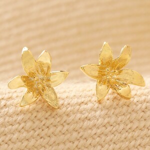 Tiny Birth Flower Stud Earrings in Gold - May Lily
