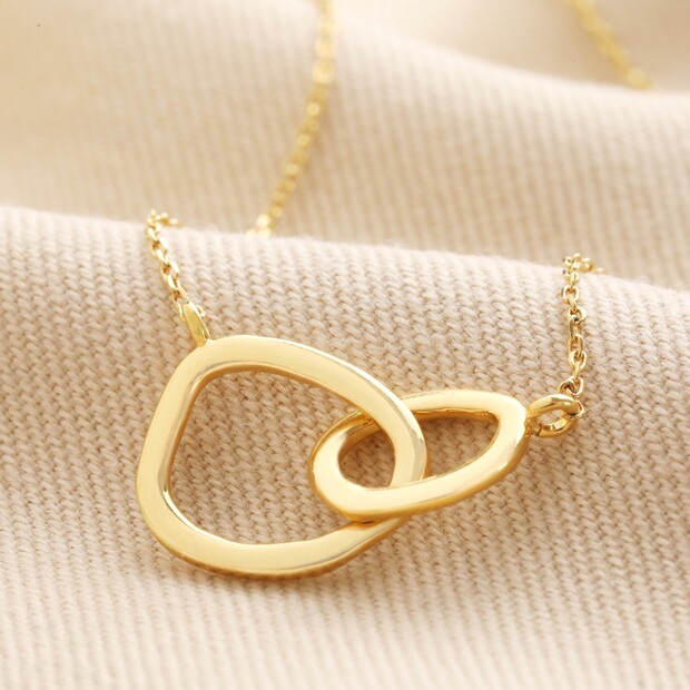 Organic Interlocking Hoops Necklace in Gold