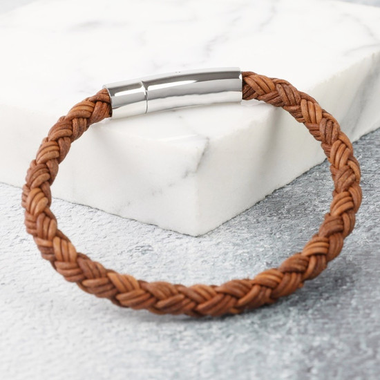 Men's Rustic Braided Leather Bracelet in Brown M