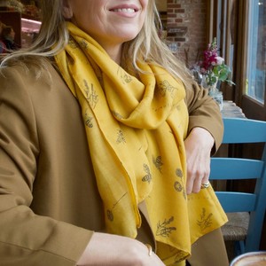 Bee and Wildflower Scarf